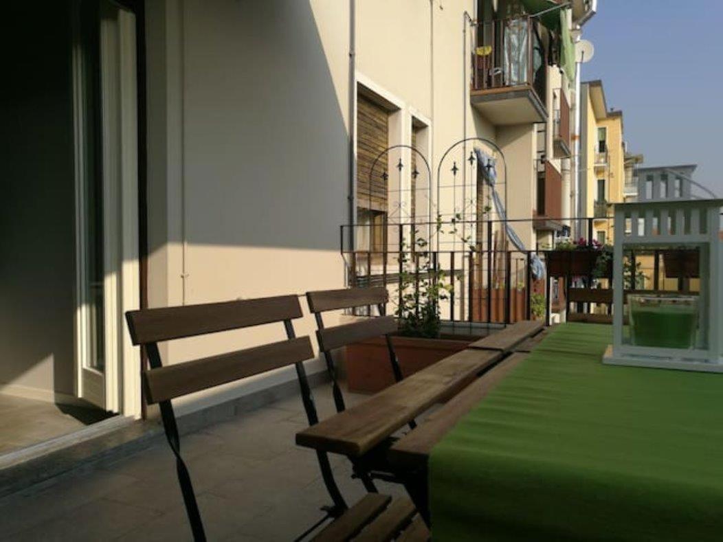 Appartamento Con Grande Terrazzo In Via Lomellina - Lome 527 ميلان المظهر الخارجي الصورة